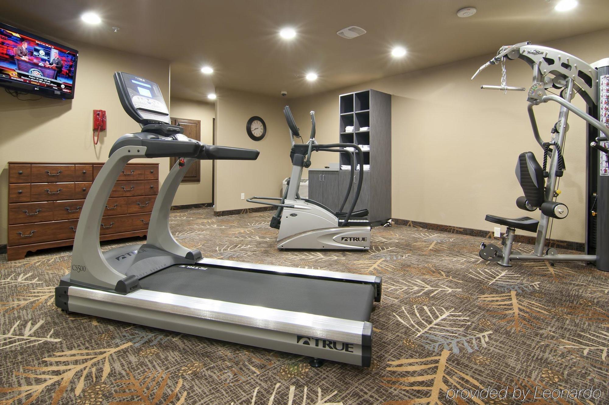 The Watford Hotel Watford City Bagian luar foto